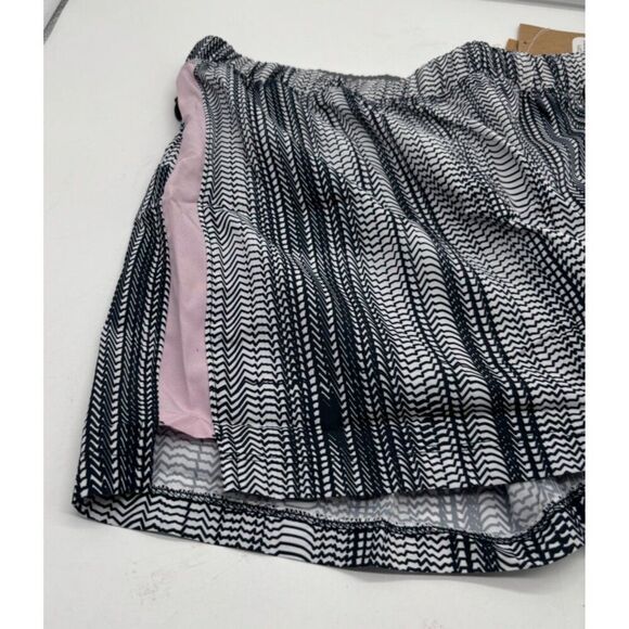 ASICS Women's Ready-Set 3In Graphic Shorts, Black/White - Picture 11 of 12